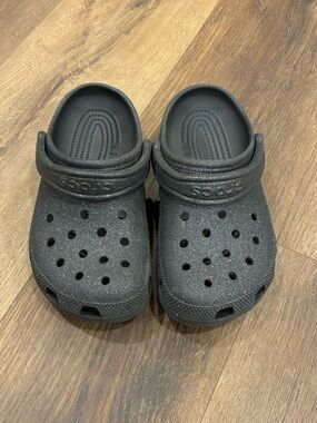 Crocs Black Sparkle Shoes Slides Water Glitter Size 6 Girls